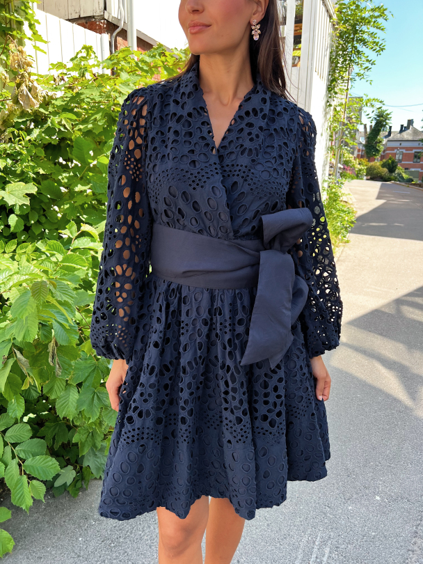 Bow Wow Dress - Navy - Image 1