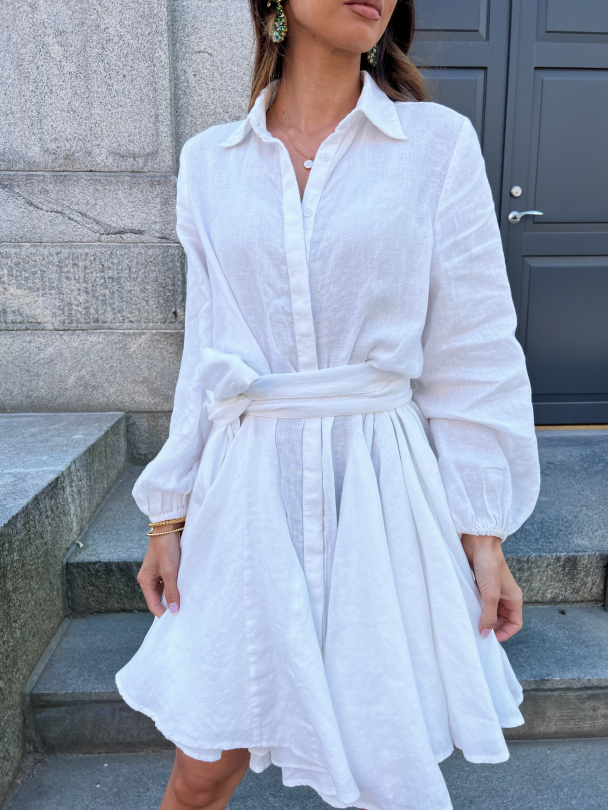 Bon Weekend Dress - Hvit  - Image 1