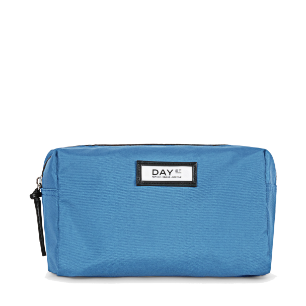 DAY Gweneth Beauty - Image 1