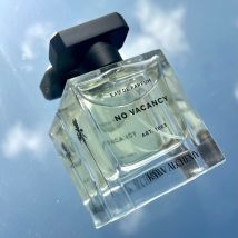 raaw_no_vacancy_perfume_1000x1000_2b37fb5b-6d62-45a2-bebe-01df839dd3b5_1080x.jpeg