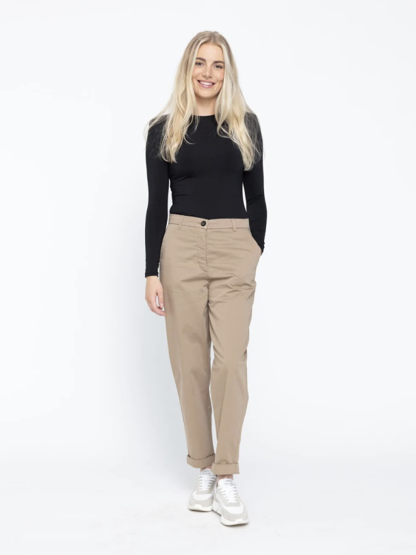 Emma - Image 1