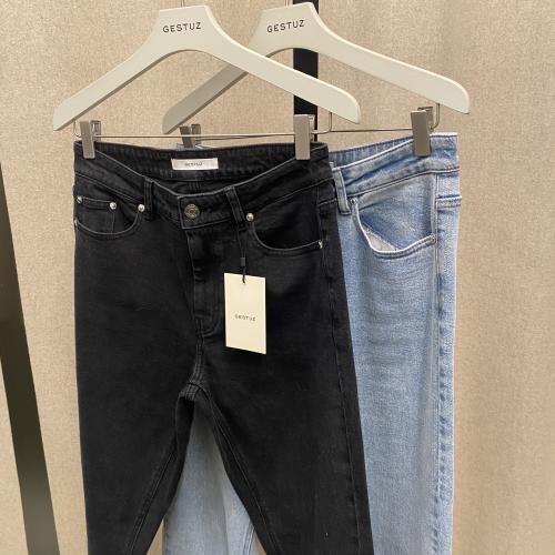 Mika Straight Jeans  