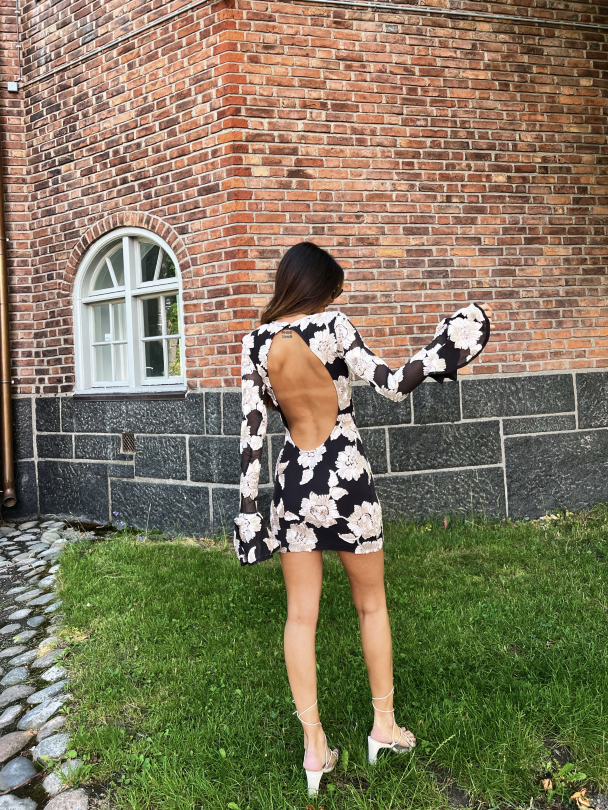 Flower Mesh Mini Dress - Oyester Mushroom comb - Image 12