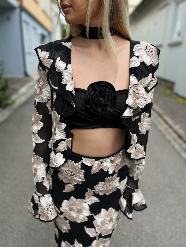 Flower Mesh Ruffel Top - Oyster Mushroom Comb - Image 1