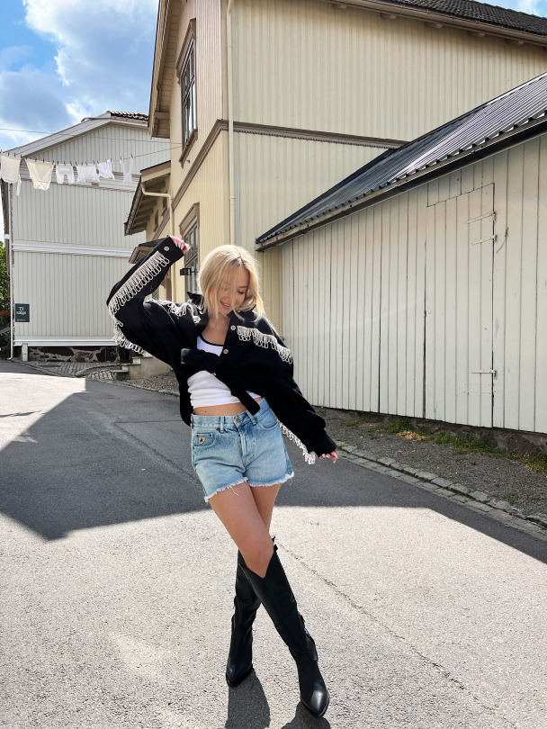 Twill Oversize Shirt - Black  - Image 12