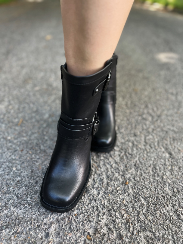 Camperos Low - Black  - Image 3