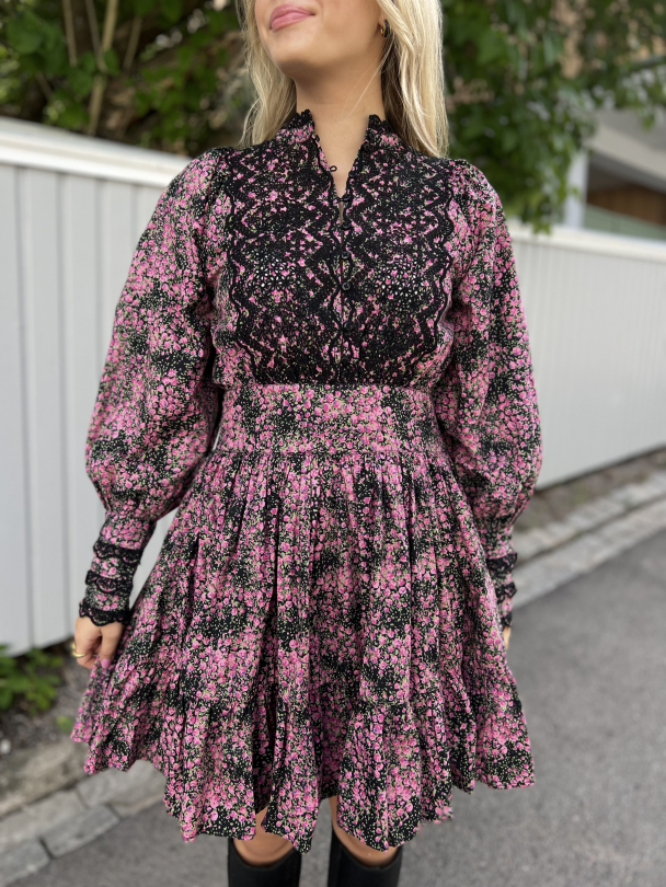 Décorated Poplin Mini Dress -Petite Rose - Image 1