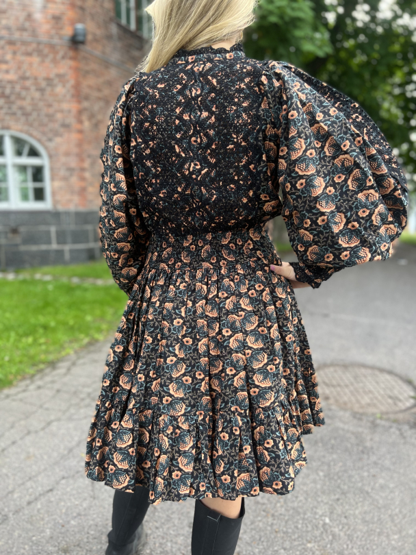 Décorated Poplin Mini Dress -Autumn - Image 4