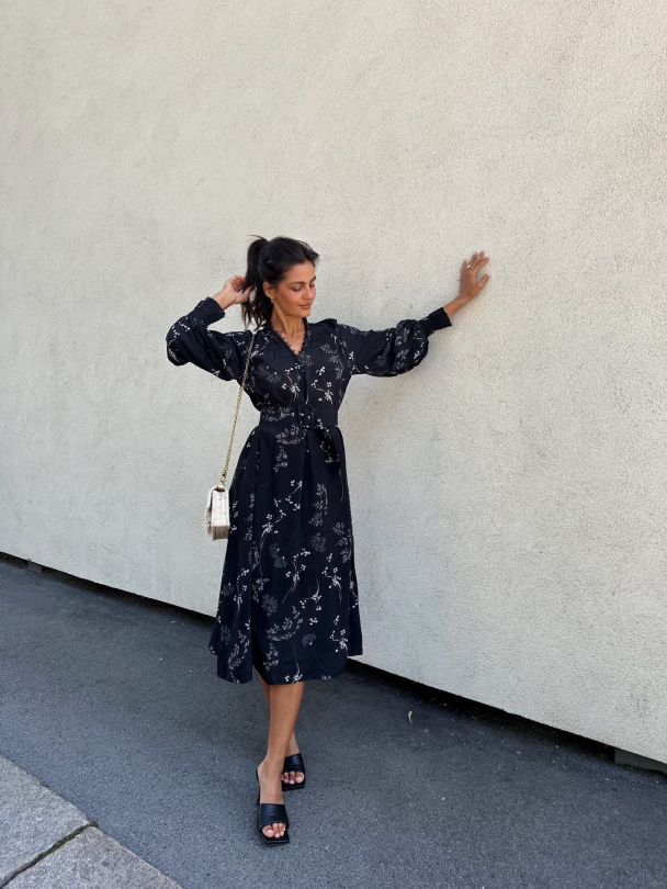 Satin Midi Dress - Straws - Image 2