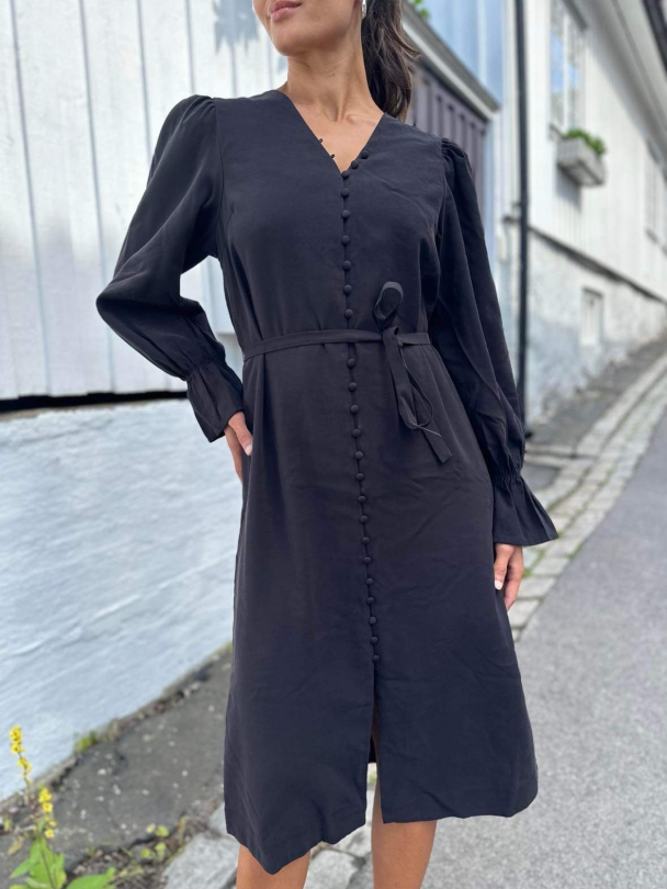 Melli Midi Dress - Black - Image 1