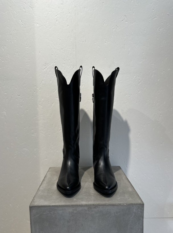 LAURA BELLARIVA HEELED BOOTS - Image 1