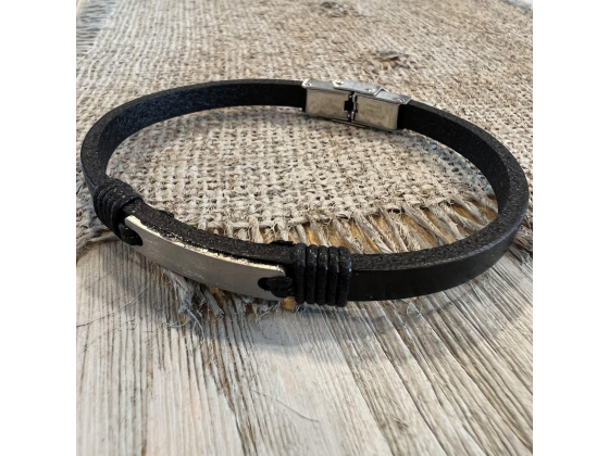 SARA - Svart l&aelig;rarmb&aring;nd 6mm m. graveringsplate