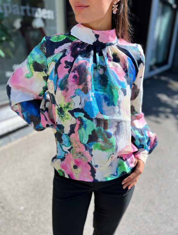 Ashley Long Sleeve - Frosted Floral Day - Image 5
