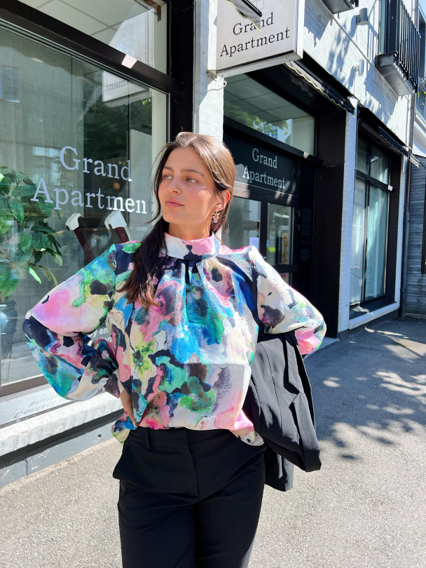 Ashley Long Sleeve - Frosted Floral Day - Image 7