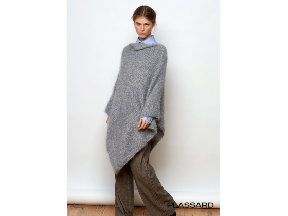 159-20 PONCHO av ZIbeline