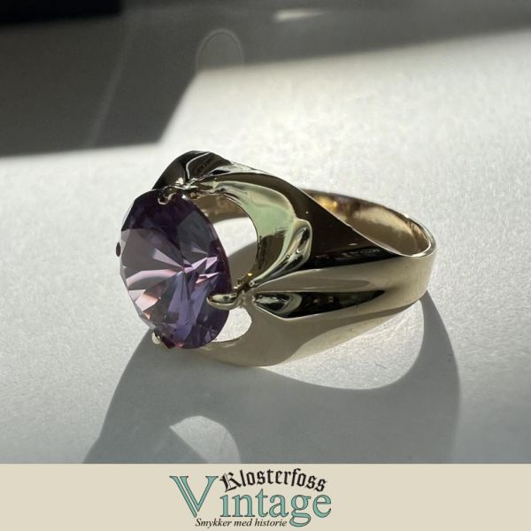 Klosterfoss Vintage - Lilla stein ring