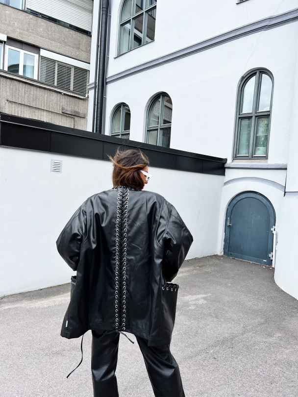 Texture Oversized Jacket - Black  - Image 11