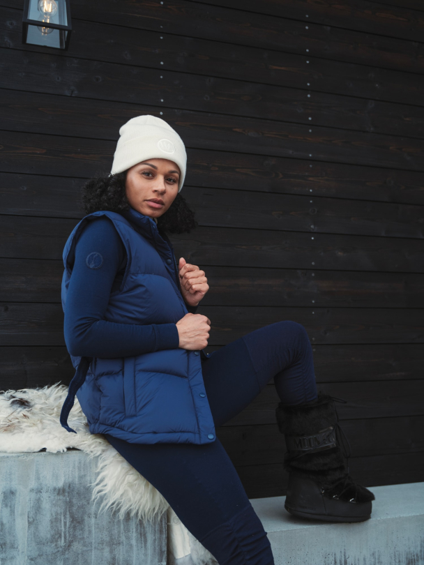 WOOLLAND Juvass Velour ZipUp - Image 8