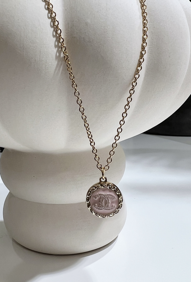 Chanel Medium - Pink/ Crystal  - Image 3