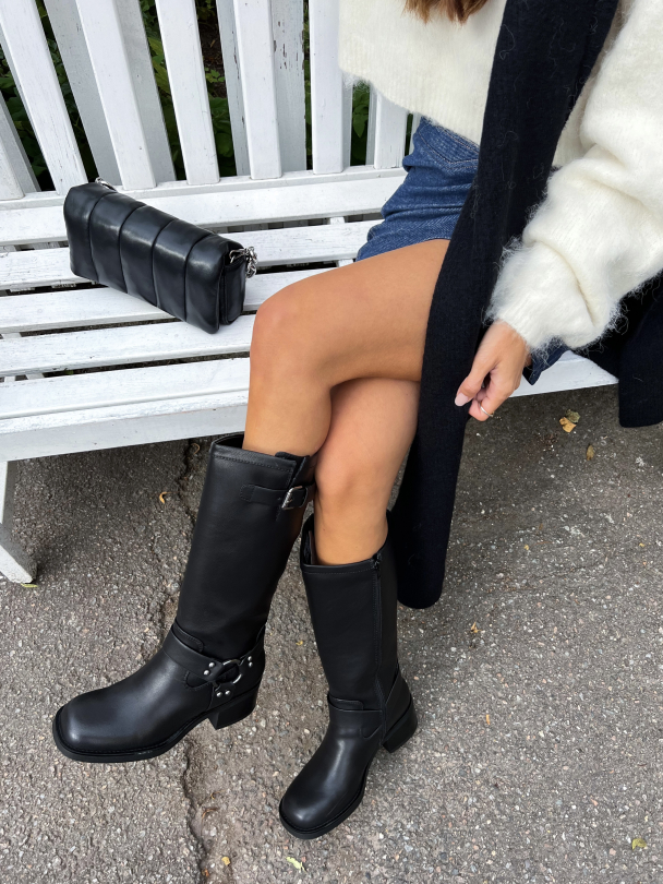 Camperos High - Black - Image 1