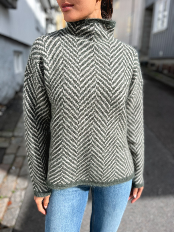 Herrin Knit New T-neck - Kambaba - Image 1