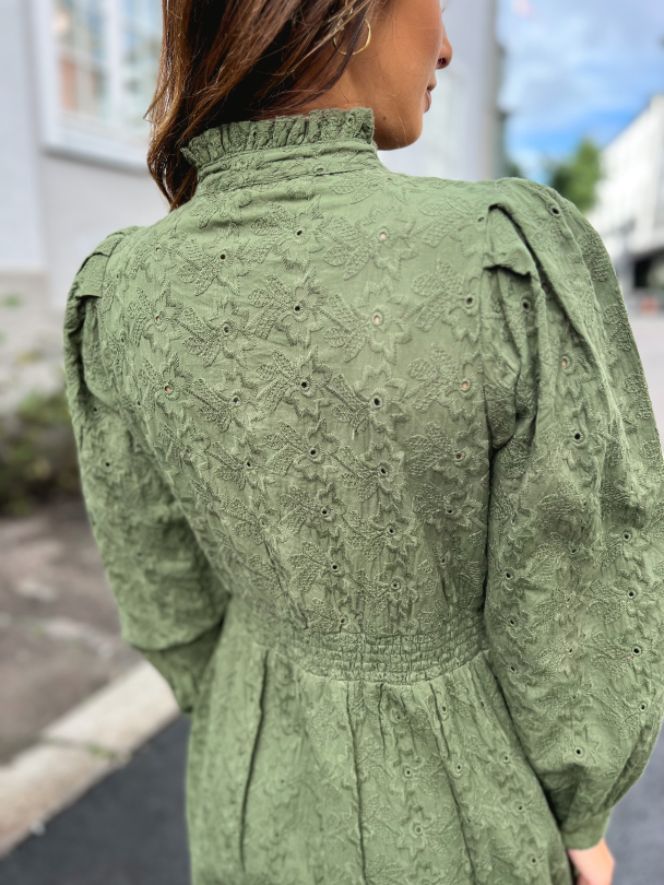 Uma Dress Broderie - Green  - Image 5