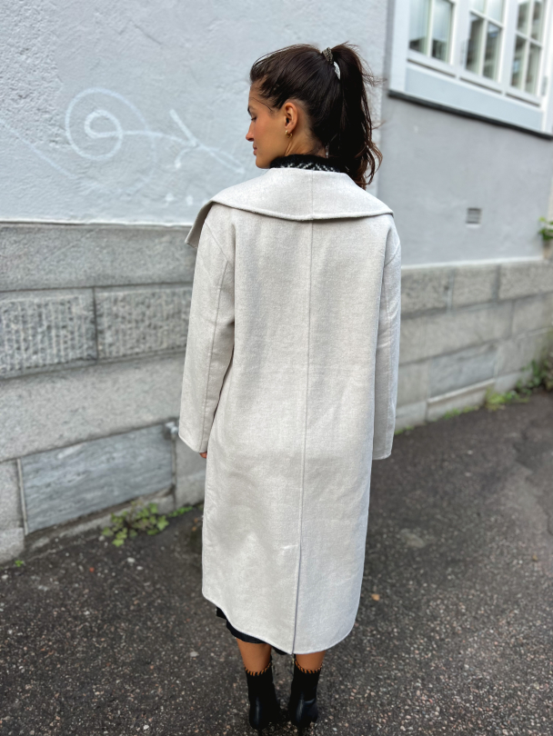 Alma Handmade Wool Mix Coat - Light Grey Melange - Image 10