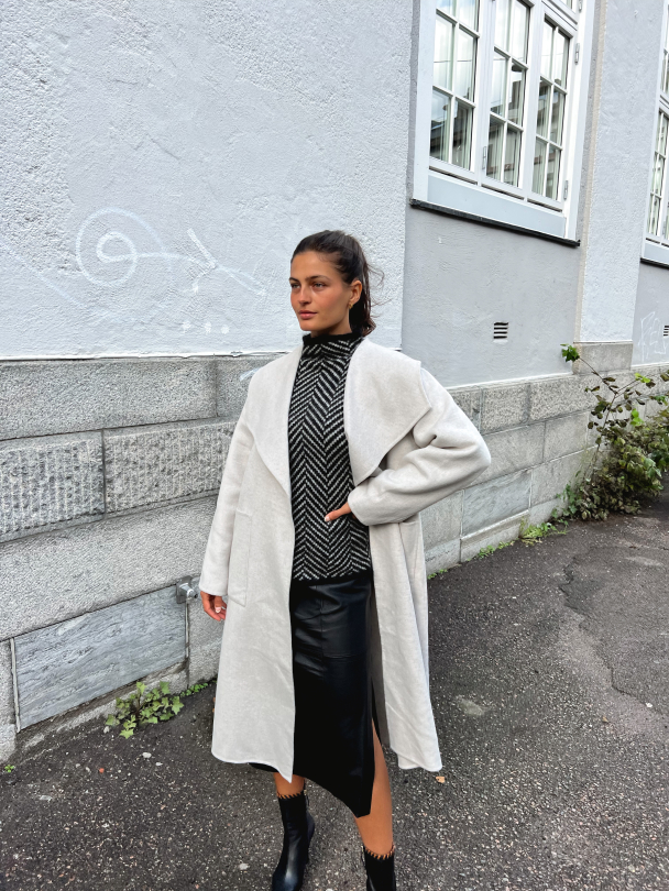 Alma Handmade Wool Mix Coat - Light Grey Melange - Image 11