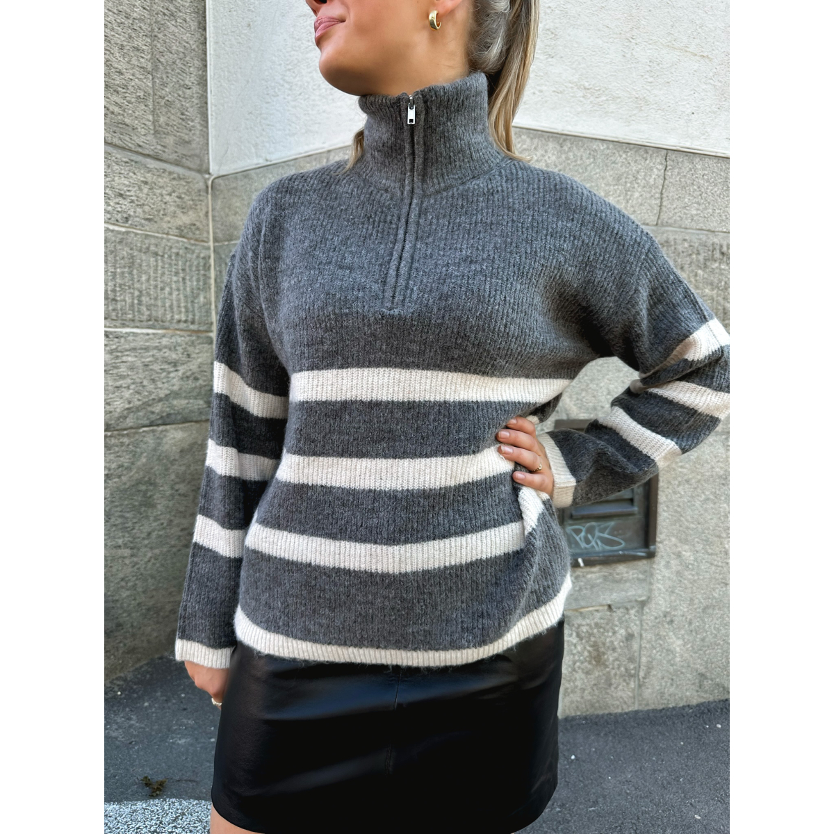 Maline Ls Knit Half Zip Birch Stripes Black