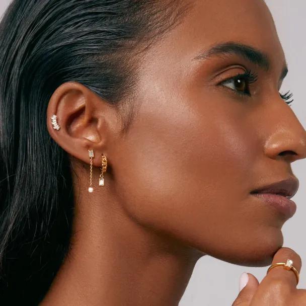 ORELIA Baguette & Chain Hoop - Image 3