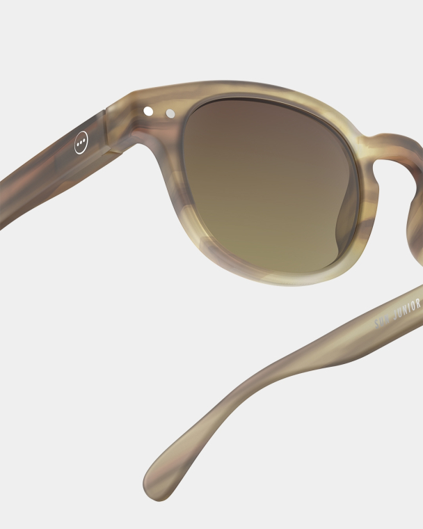 IZIPIZI | Solbrille Junior #C - Smoky Brown (5-10 år) - Image 4