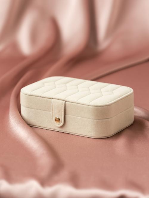 My Little Secrets Smykkeskrin Medium - Creme