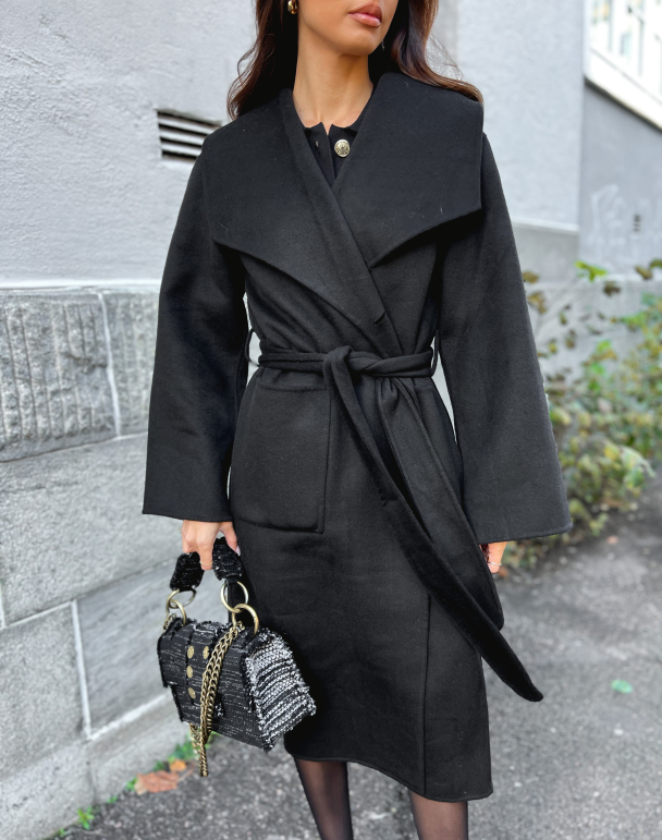 Uldan Handmade Wool Mix - Black - Image 1