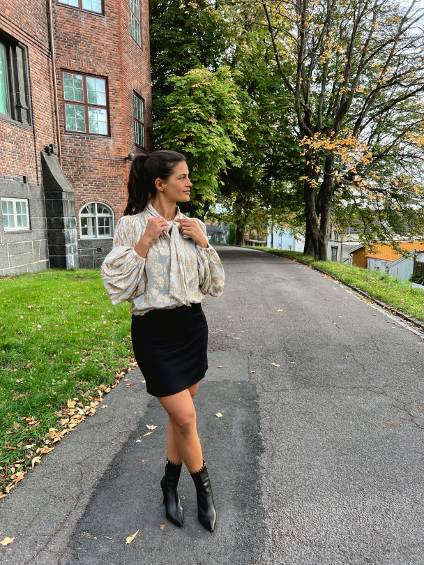 London Skirt - Black  - Image 4