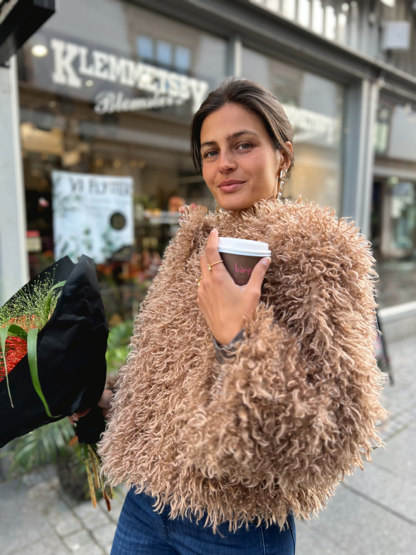 Faux Fur Jacket - Camel  - Image 4