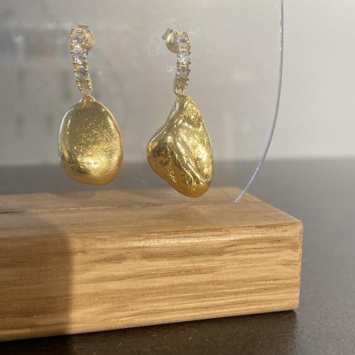 Big Gold Nugget Hoop