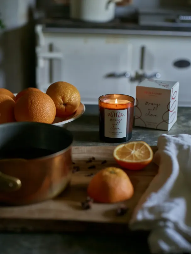 PLUM & ASHBY Christmas Candle - Image 2