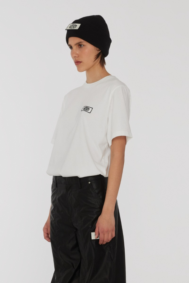 Knitted Beanie W. Patch - Black  - Image 4