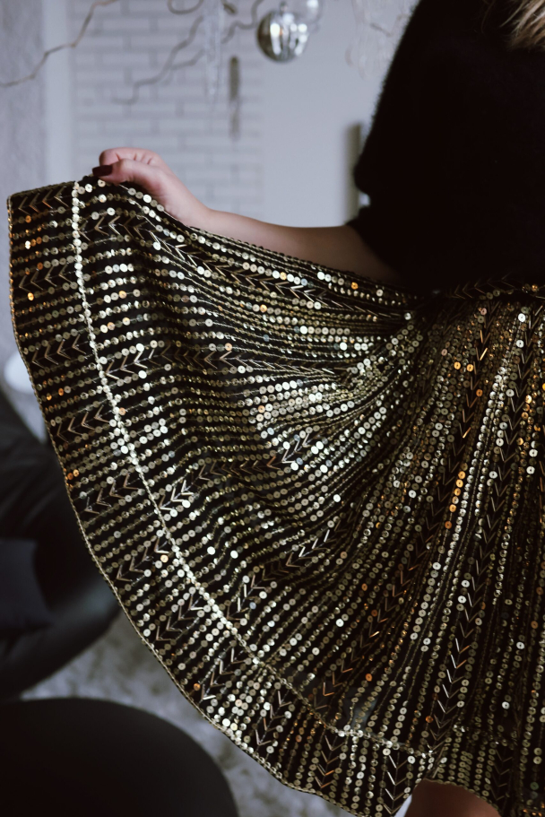 Short Sequin Skirt - Black & Gold - Image 3
