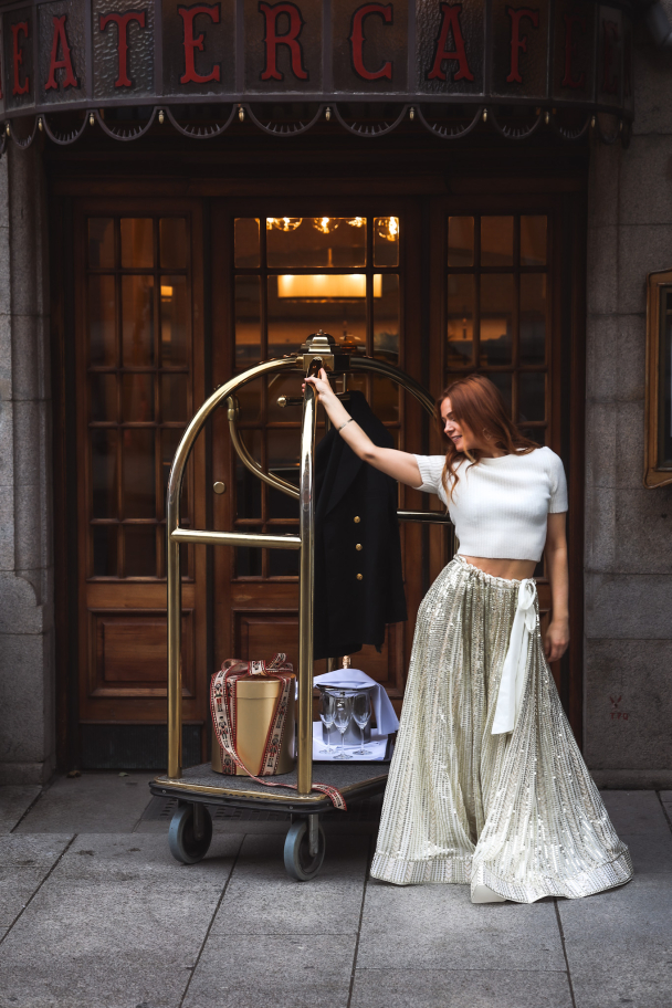 Long Sequin Skirt - Offwhite & Gold - Image 3