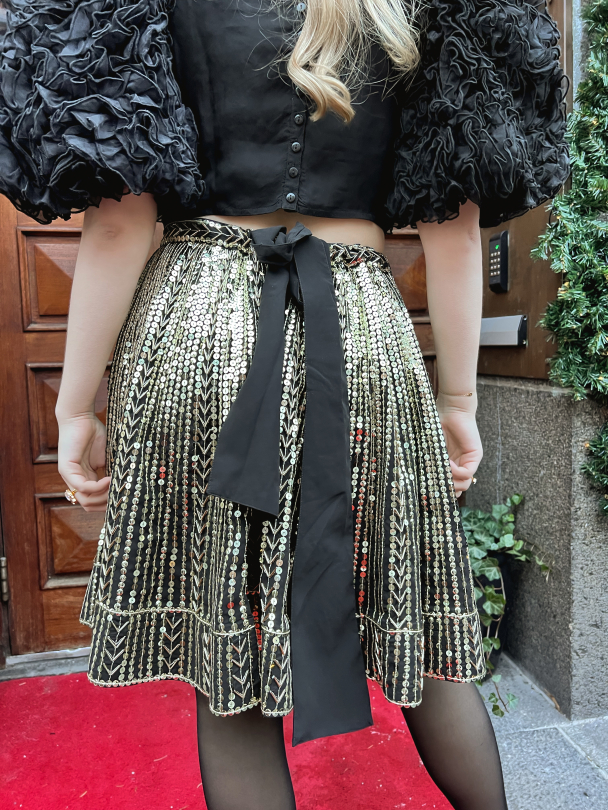 Short Sequin Skirt - Black & Gold - Image 4