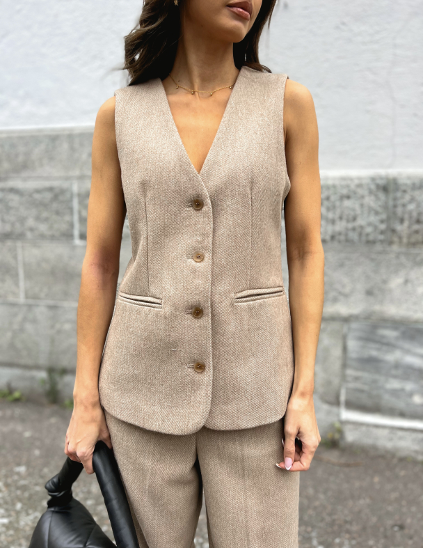 Britt Waistcoat - Cornstalk - Image 1