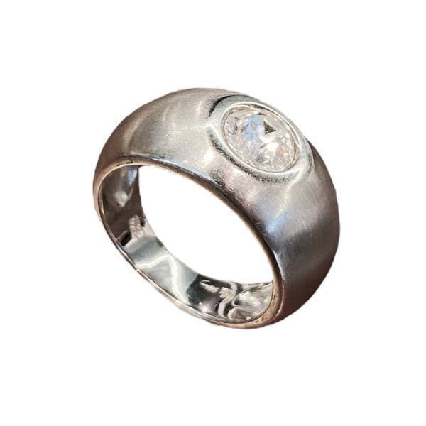 Yvette Ries - Sølv ring m. blank swarowski