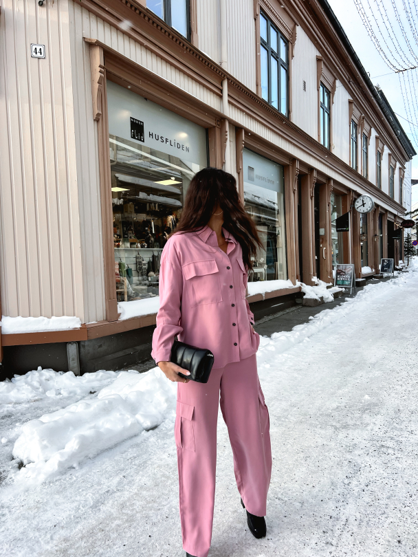 Alienor Cargo Shirt - Foxglove  - Image 2