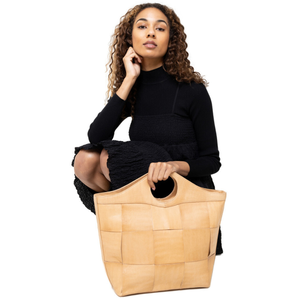 Re:Designed -Donna Big & Mille Urban - Image 1