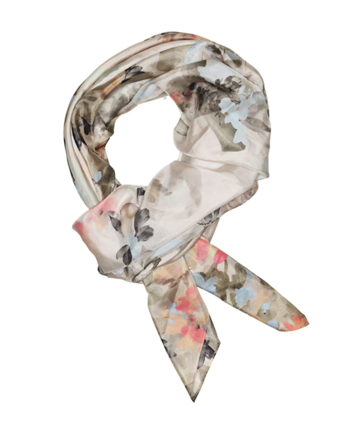 Inette Big Printed Beige Silk Scarf  | Inette Big Printed Beige Silk Scarf fra GUSTAV