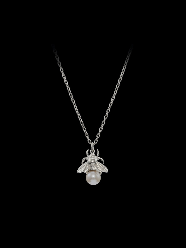 Bumblebee Pearl Necklace - Silver - Freshwater Pearl 