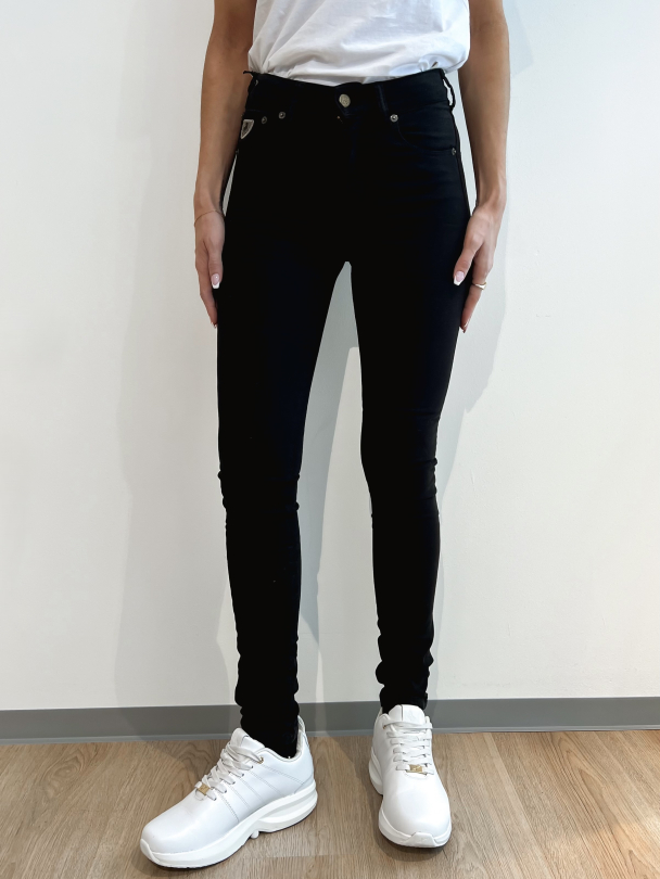 Celia - Lea Soft Black  - Image 14
