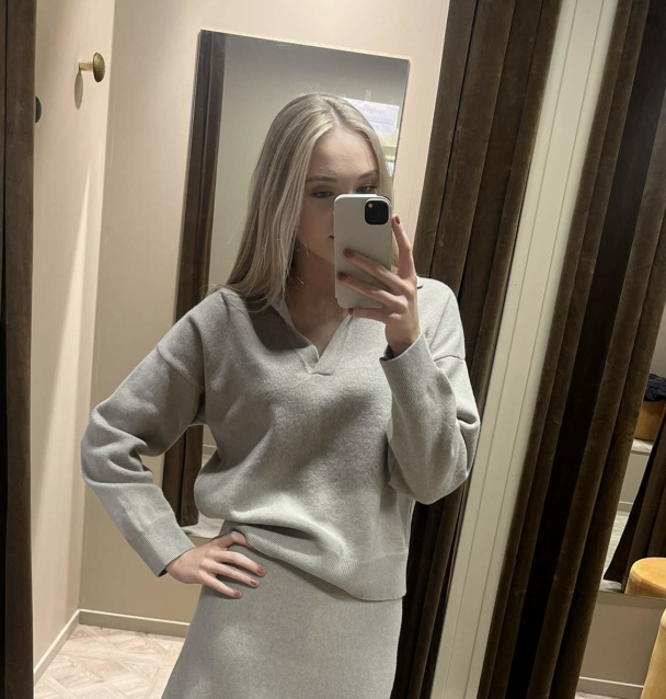 LEVETÈ ROOM Winni Sweater - Image 1