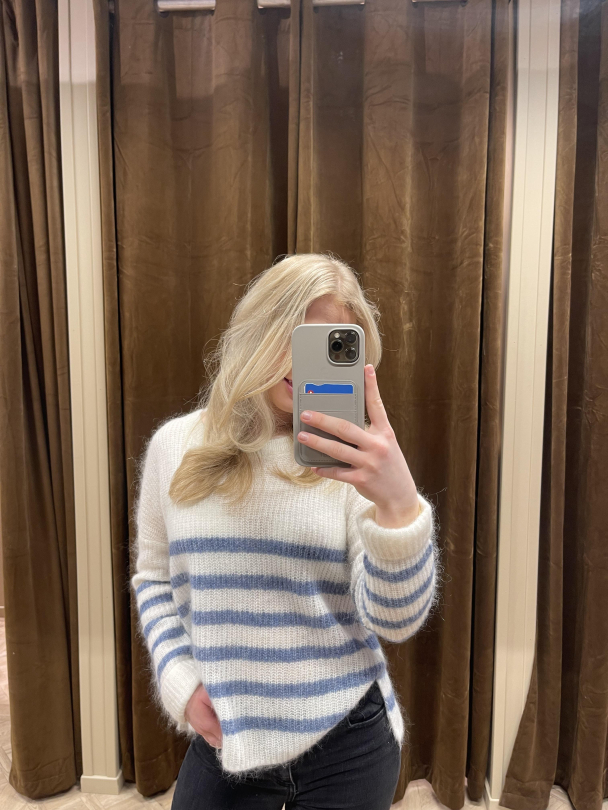 ELLA&IL Lui Mohair Sweater - Image 1